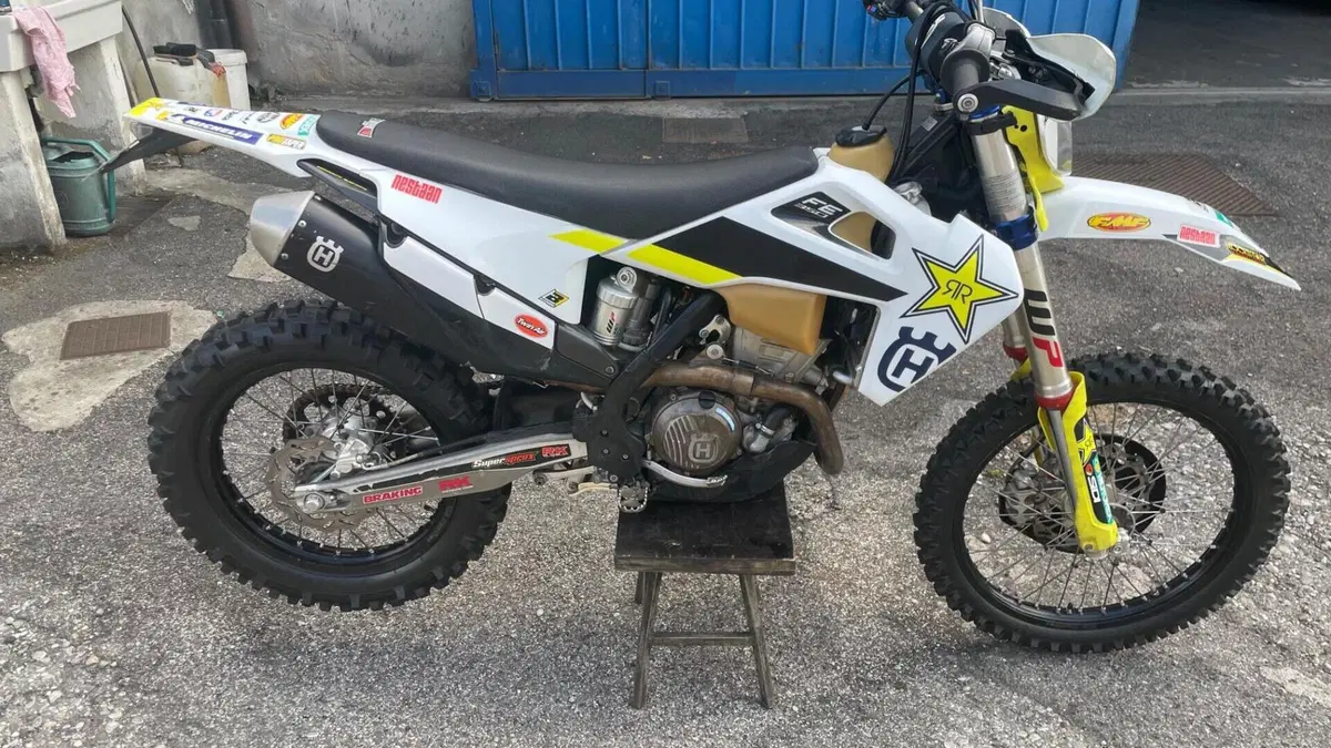 Husqvarna FE 350 Rockstar Edition (2021)  (2)