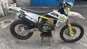Husqvarna FE 350 Rockstar Edition (2021)  (2)