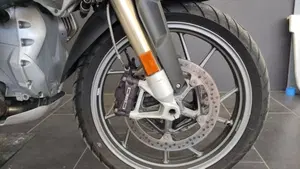 Bmw R 1250 GS (2019 - 20)  (5)