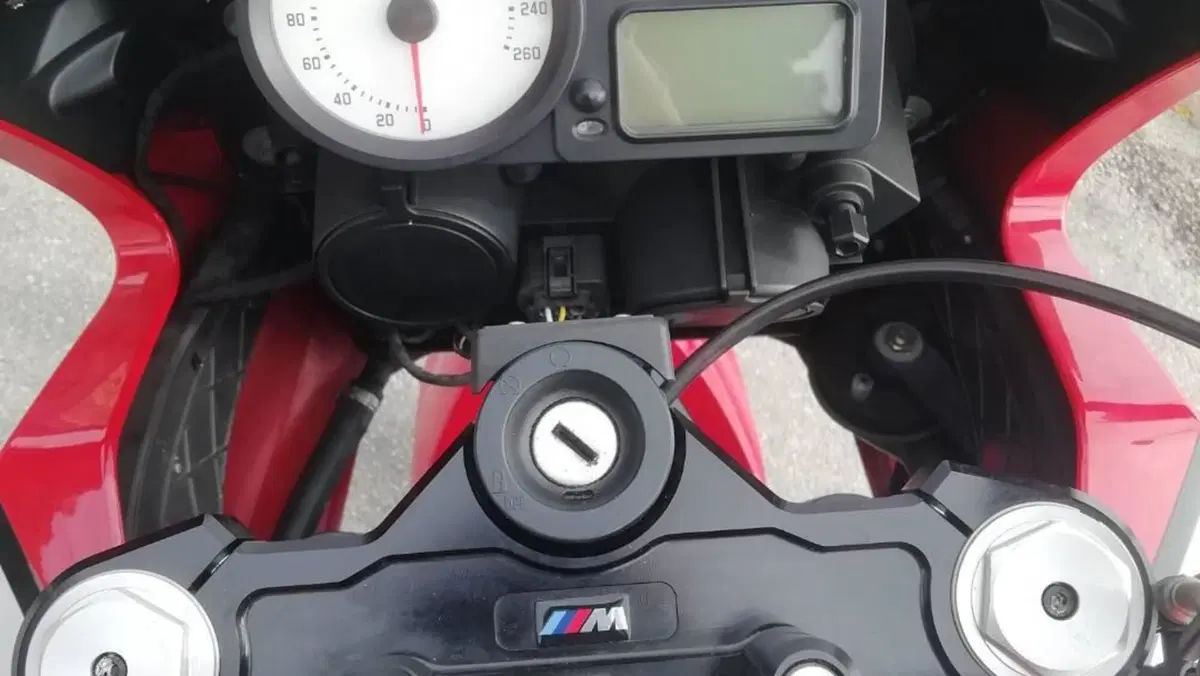 Bmw R 1200 S  (3)