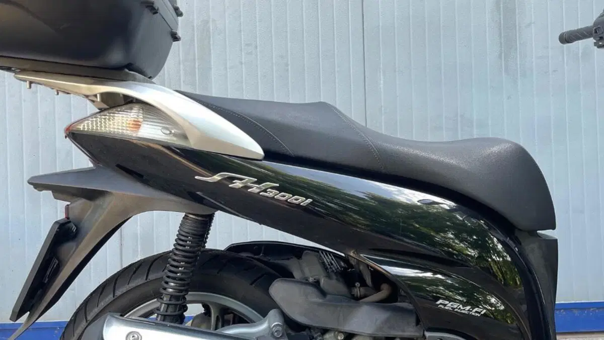 Honda SH 300 i (2006 - 10)  (4)