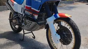Honda   (3)