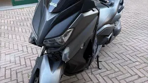 Yamaha X-Max 400 (2013 - 16)  (3)
