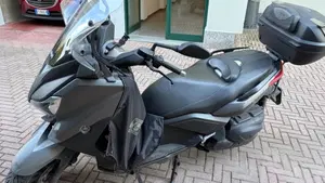 Yamaha X-Max 400 (2013 - 16)  (4)