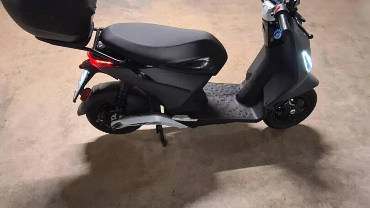 Piaggio 1 Active (2022 - 26)  (9)