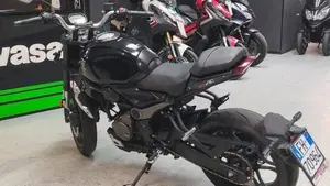 Voge Trofeo 300AC (2021 - 26)  (5)
