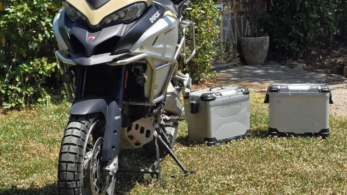 Ducati Multistrada 1200 Enduro Pro (2017 - 18)  (2)