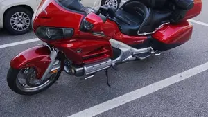 Honda GL 1800 Gold Wing (2012 - 17)  (6)