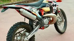KTM 300 EXC (2025)  (2)
