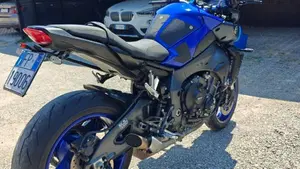 Yamaha MT-10 (2022 - 26)  (6)