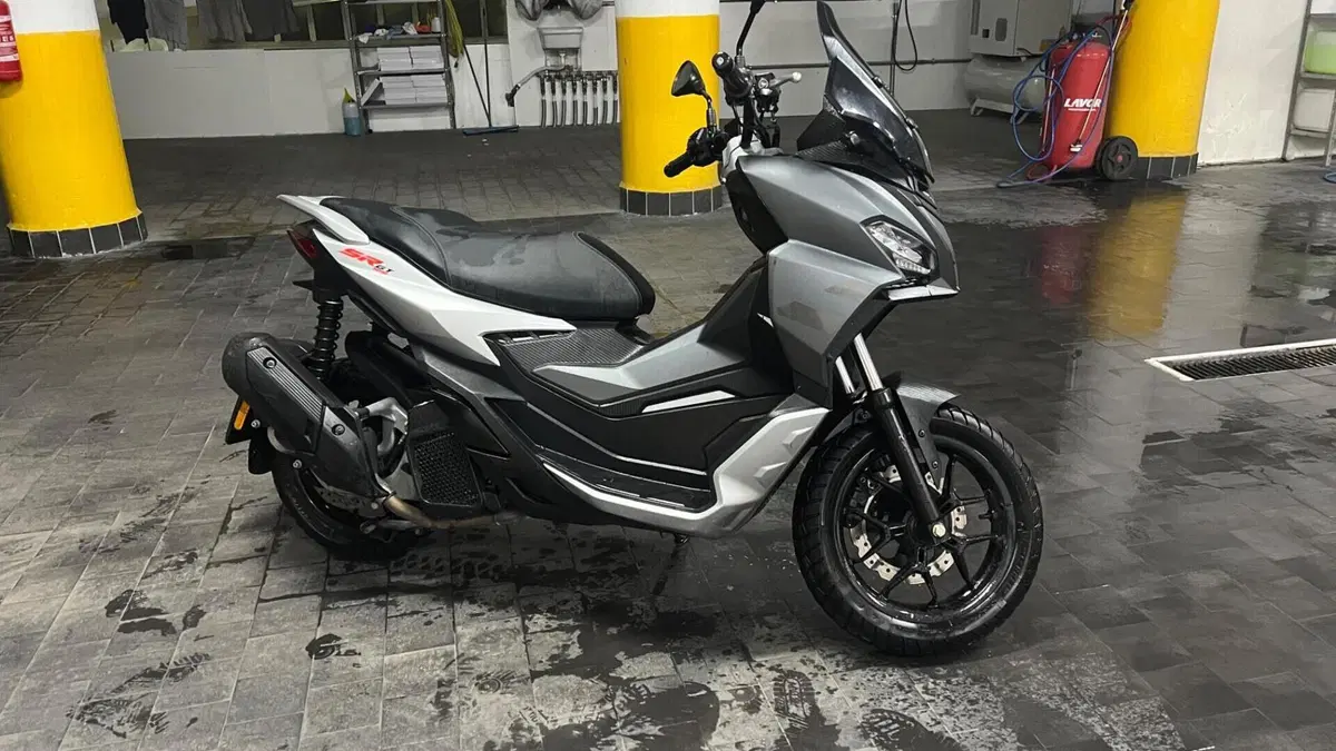 Aprilia SR GT 125 (2022 - 24)  (3)
