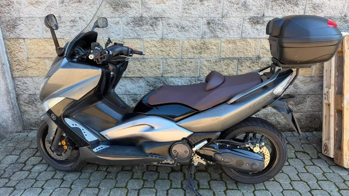 Yamaha T-Max 500 (2008 - 12)  (4)