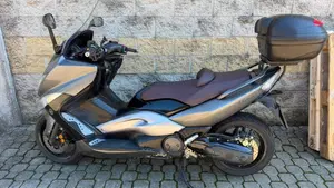 Yamaha T-Max 500 (2008 - 12)  (4)