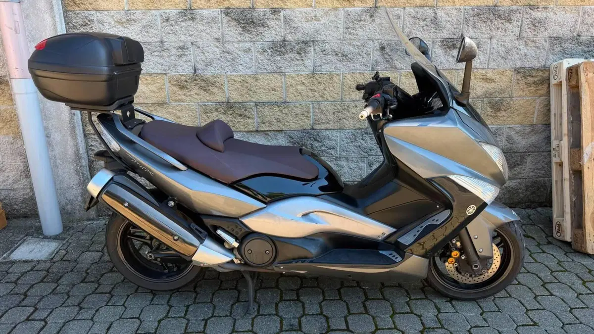 Yamaha T-Max 500 (2008 - 12)  (2)