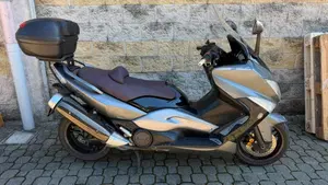 Yamaha T-Max 500 (2008 - 12)  (2)