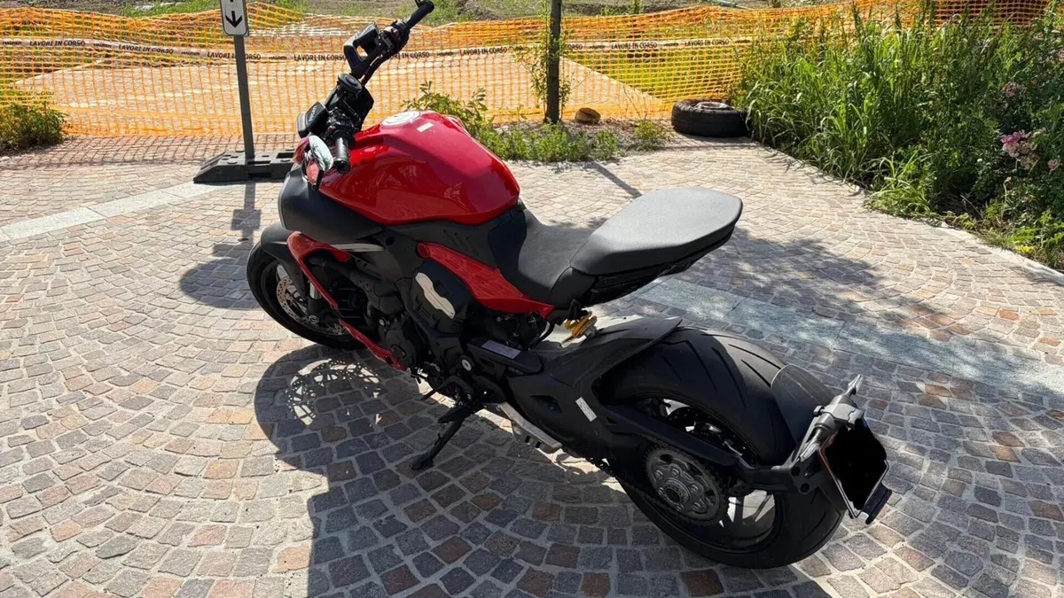 Ducati Diavel V4 (2023 - 26) 