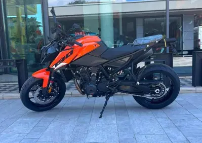 KTM 790 Duke (2027) - Annuncio 10058349