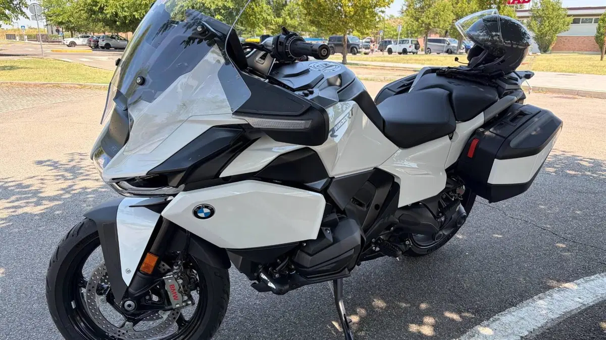 Bmw R 1300 RT (2026)  (2)