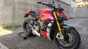Ducati Streetfighter V4 1100 S (2020)  (2)