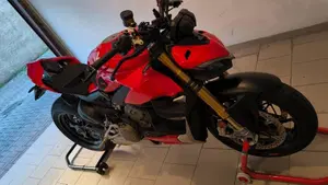 Ducati Streetfighter V4 1100 S (2020)  (8)