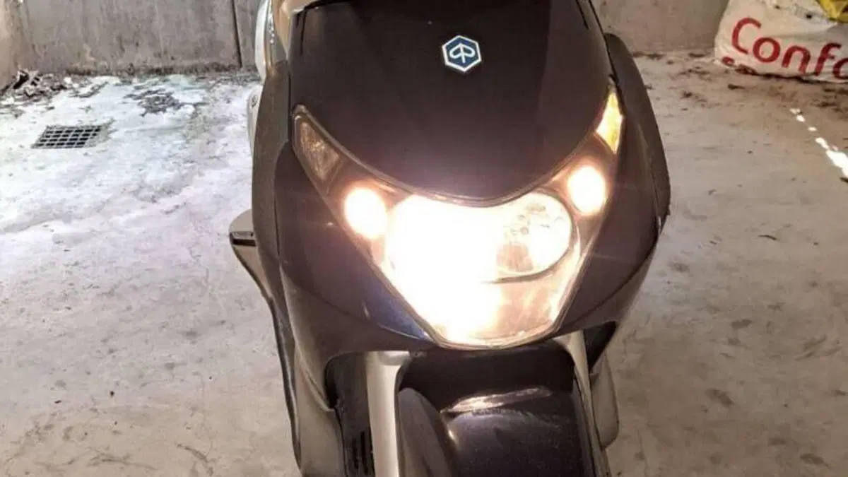 Piaggio Beverly 125 (2002 - 06)  (7)