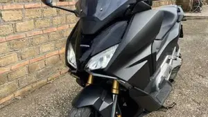 Honda Forza 750 DCT Urban (2021 - 24)  (2)