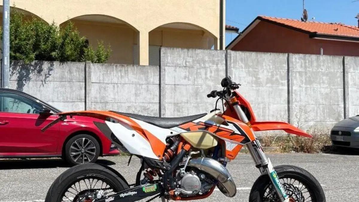 KTM 125 EXC Six Days (2015) 