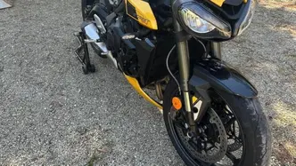 Triumph Street Triple 765 RS (2023 - 26) usata