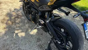 Triumph Street Triple 765 RS (2023 - 26)  (4)