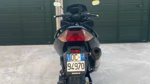 Yamaha T-Max 500 (2008 - 12)  (7)