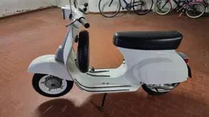 Piaggio   (2)