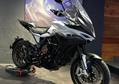 MV Agusta Turismo Veloce 800 Lusso SCS (2017 - 20) - Annuncio 9622332