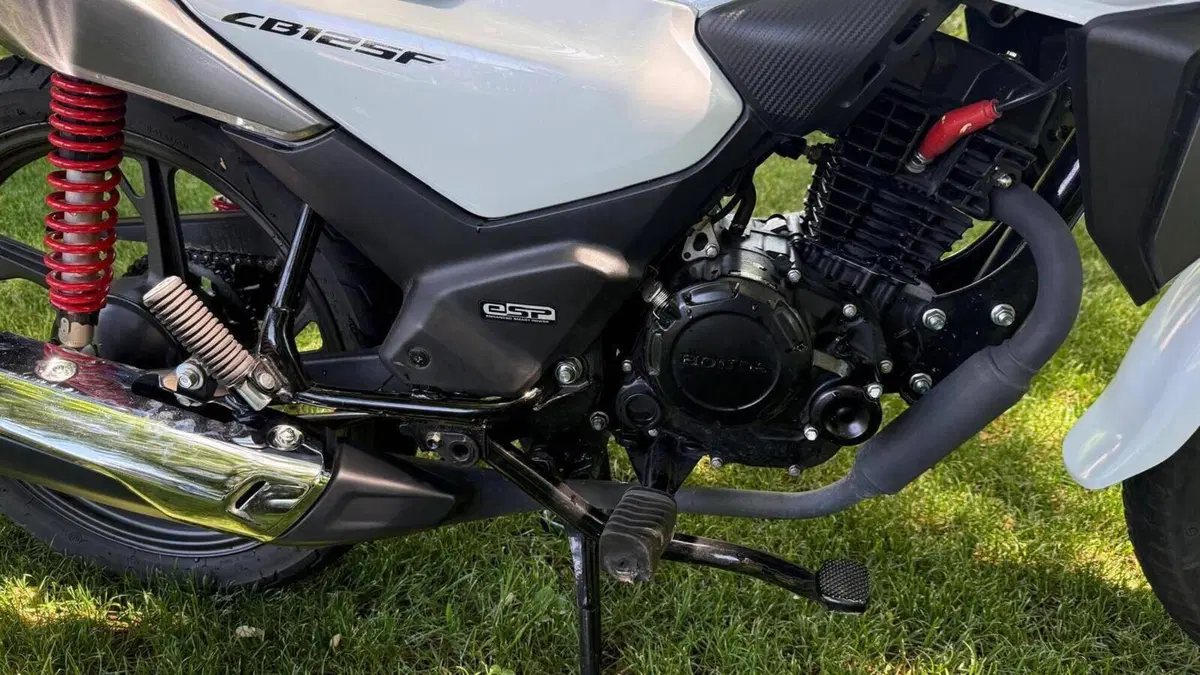 Honda CB 125 F (2021 - 25)  (8)