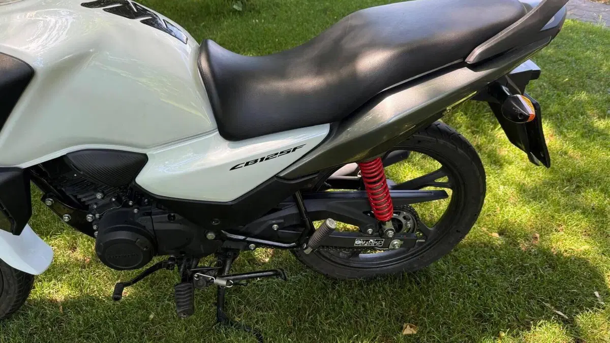Honda CB 125 F (2021 - 25)  (9)