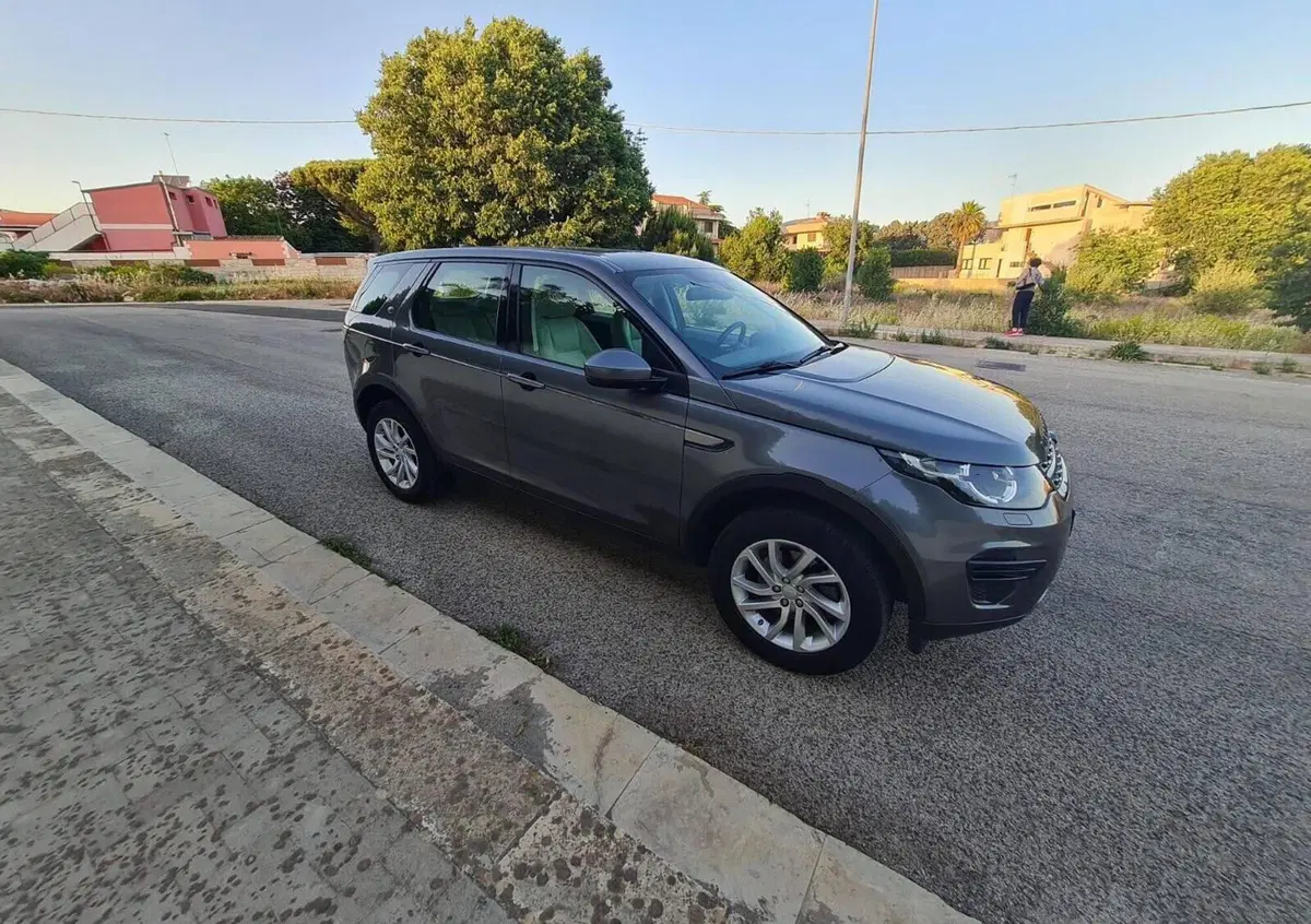 Land Rover Discovery Sport 2.0 TD4 180 CV Pure