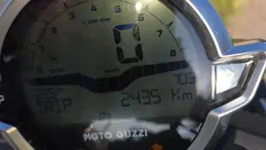 Moto Guzzi V7 Stone Ten (2024 - 25)  (5)