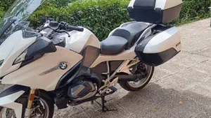 Bmw R 1250 RT (2021 - 25)  (2)