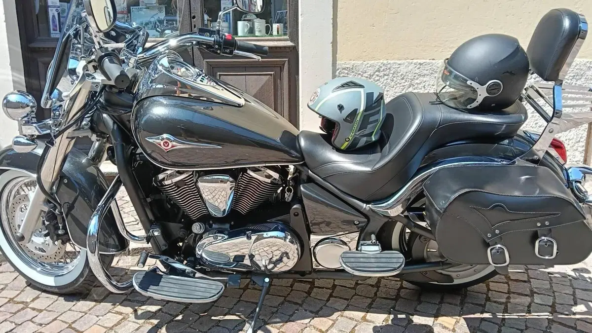 Kawasaki Vulcan VN 900 Classic (2011 - 16)  (4)