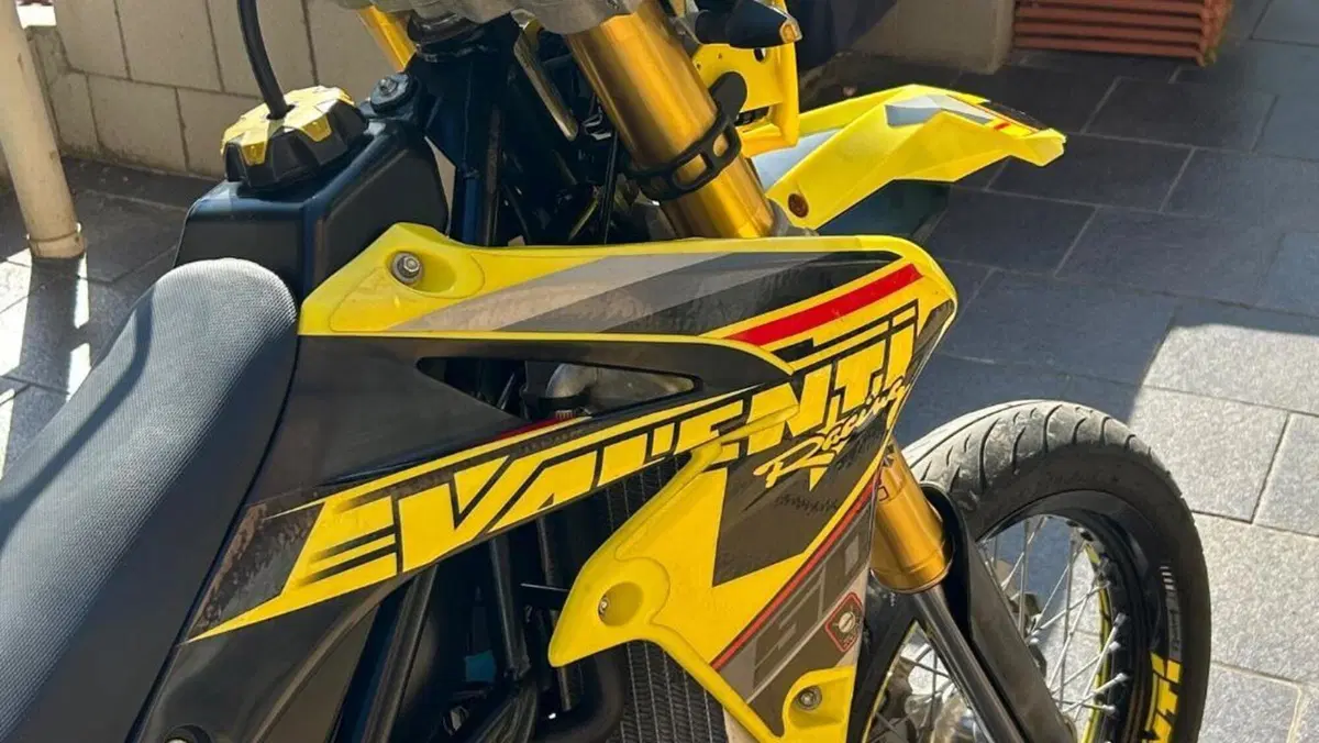 Valenti Racing N01 50 (2015 - 22)  (7)
