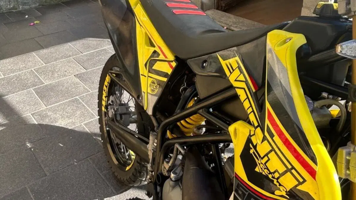 Valenti Racing N01 50 (2015 - 22)  (8)
