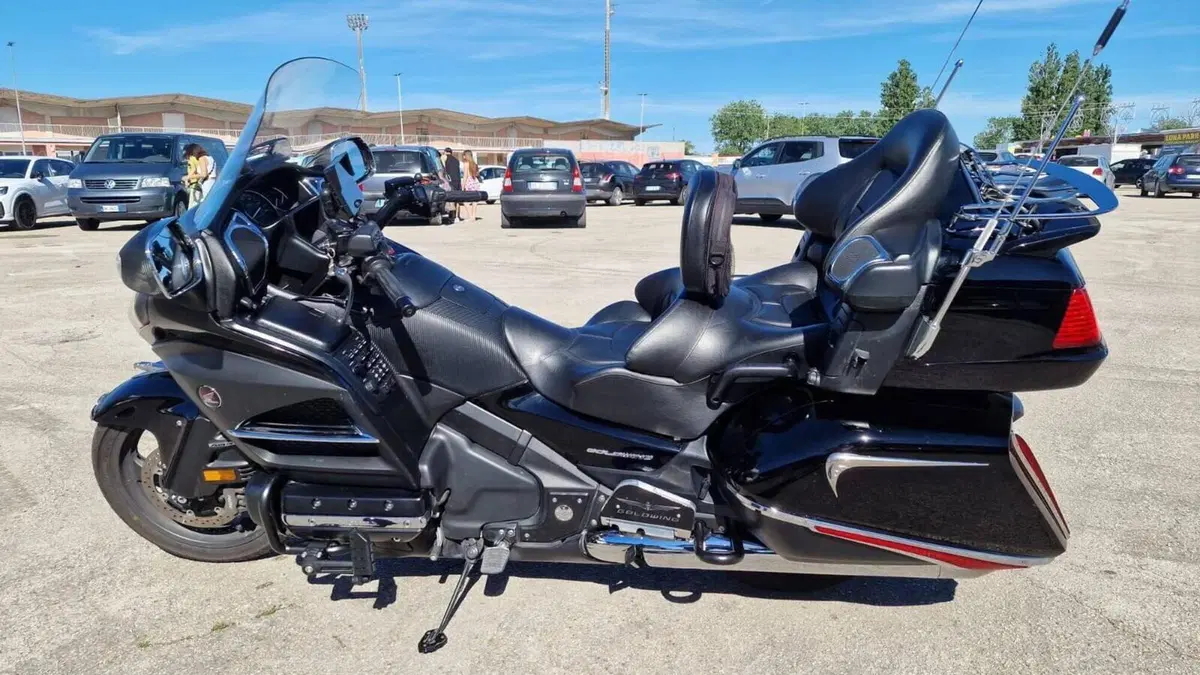 Honda GL 1800 Gold Wing (2012 - 17) 