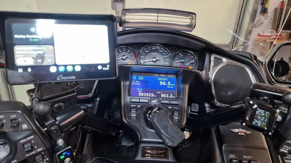 Honda GL 1800 Gold Wing (2012 - 17)  (6)