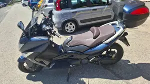 Yamaha T-Max 500 (2008 - 12)  (3)