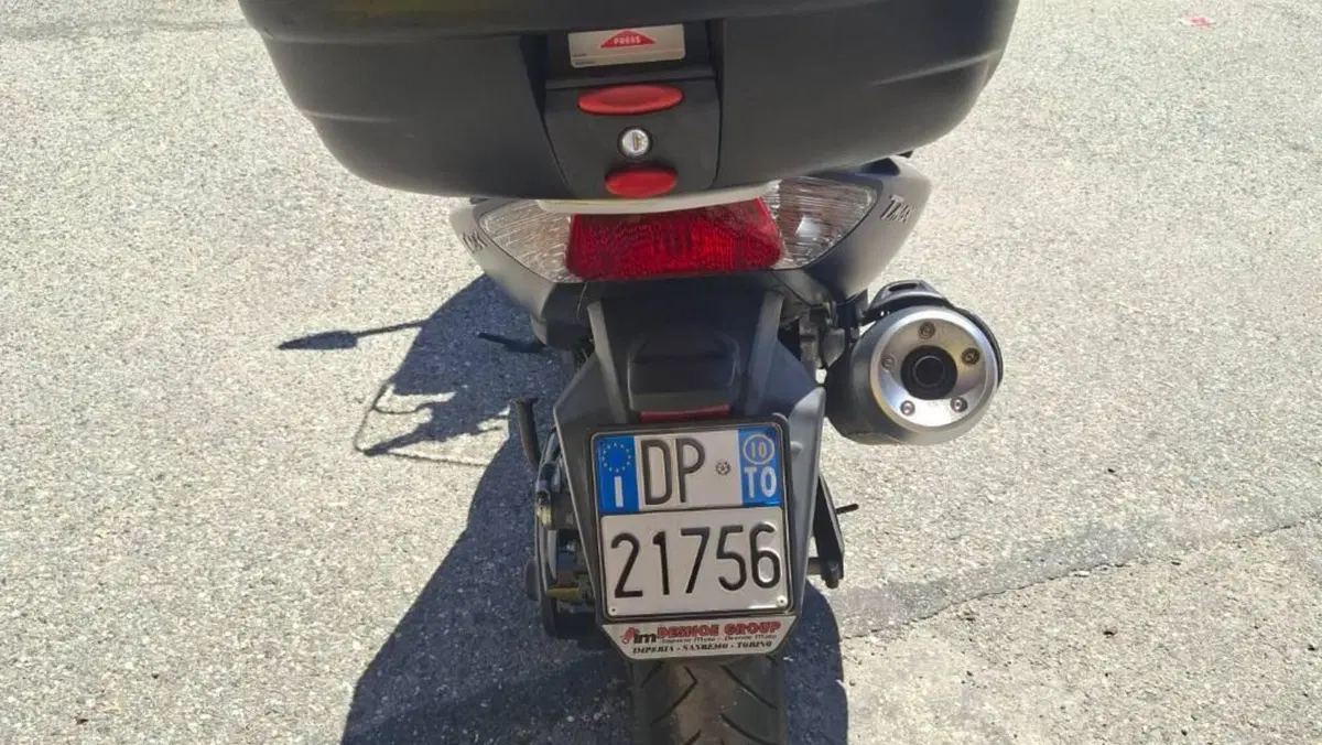 Yamaha T-Max 500 (2008 - 12)  (5)