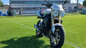 Triumph Street Triple (2007 - 12)  (7)