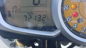 Triumph Street Triple (2007 - 12)  (9)