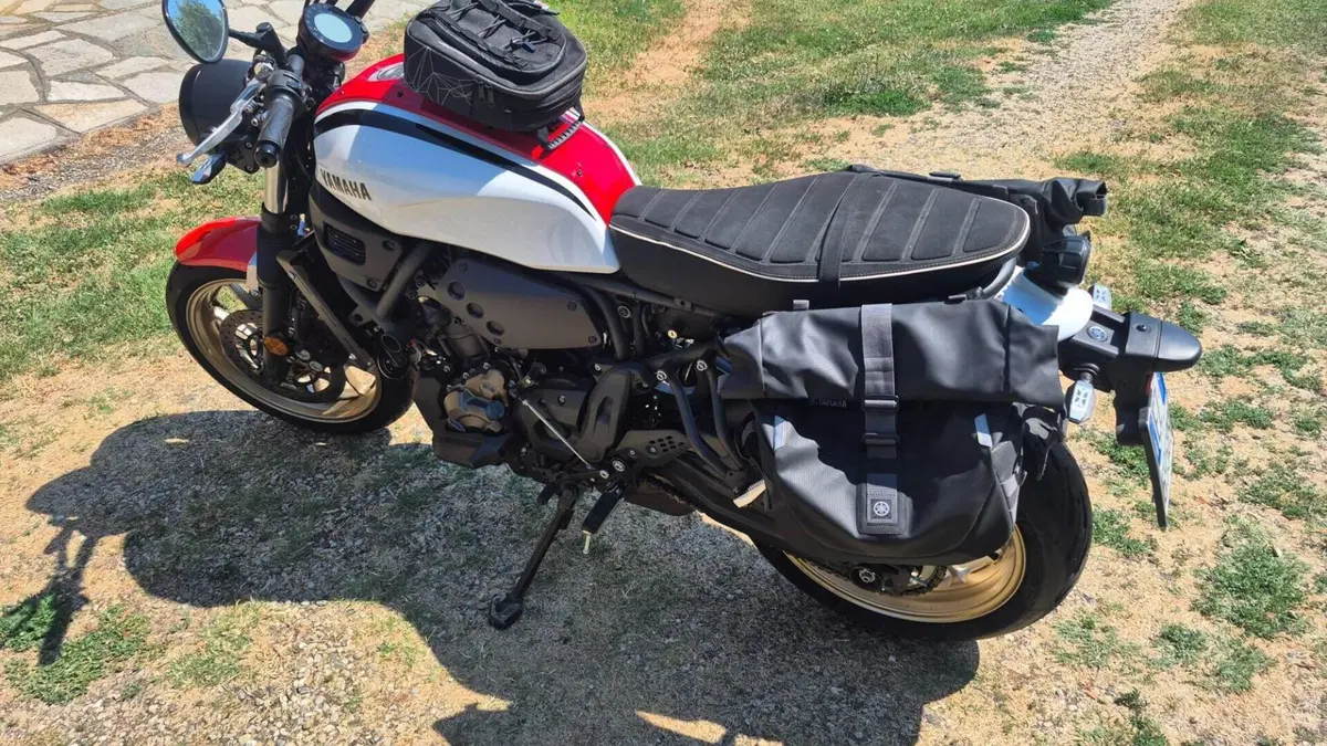Yamaha XSR 700 (2022 - 26)  (7)
