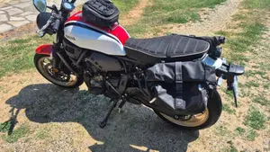 Yamaha XSR 700 (2022 - 26)  (7)