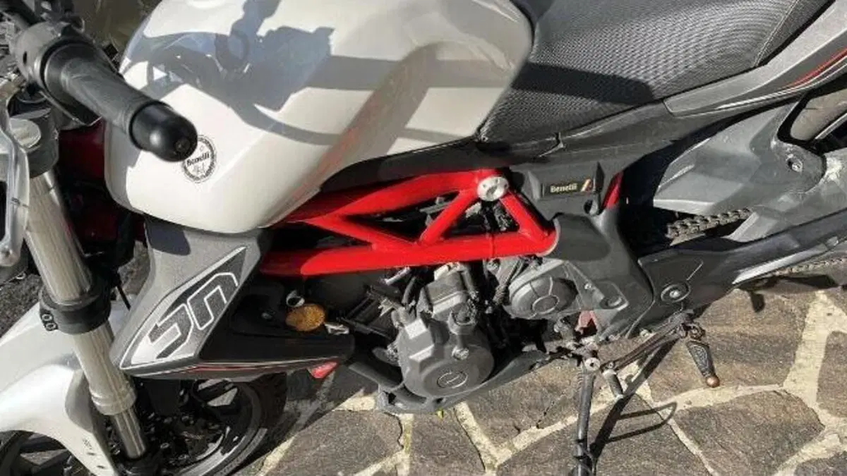 Benelli BN 302 (2017 - 19)  (10)