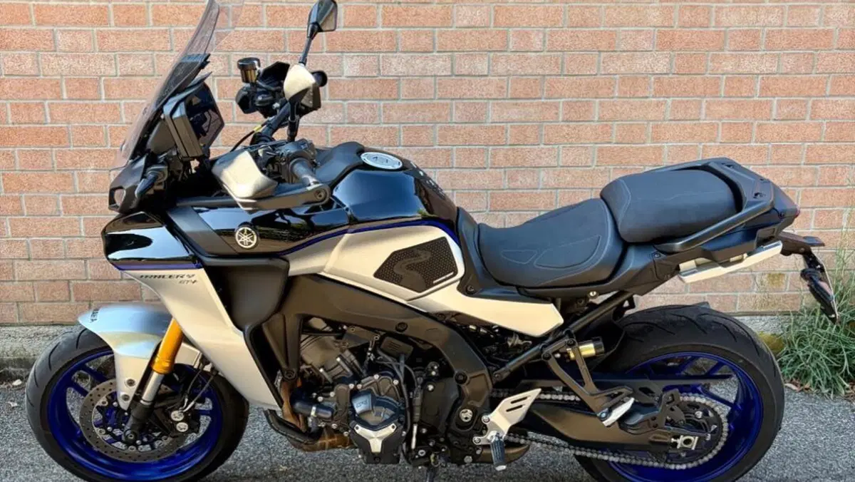 Yamaha Tracer 9 GT+ (2023 - 24)  (2)
